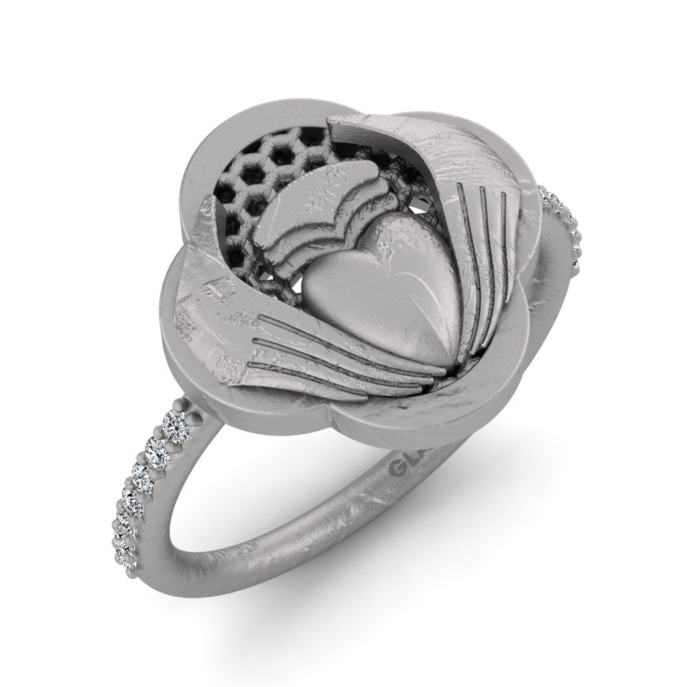950 Platinum Ring Stings