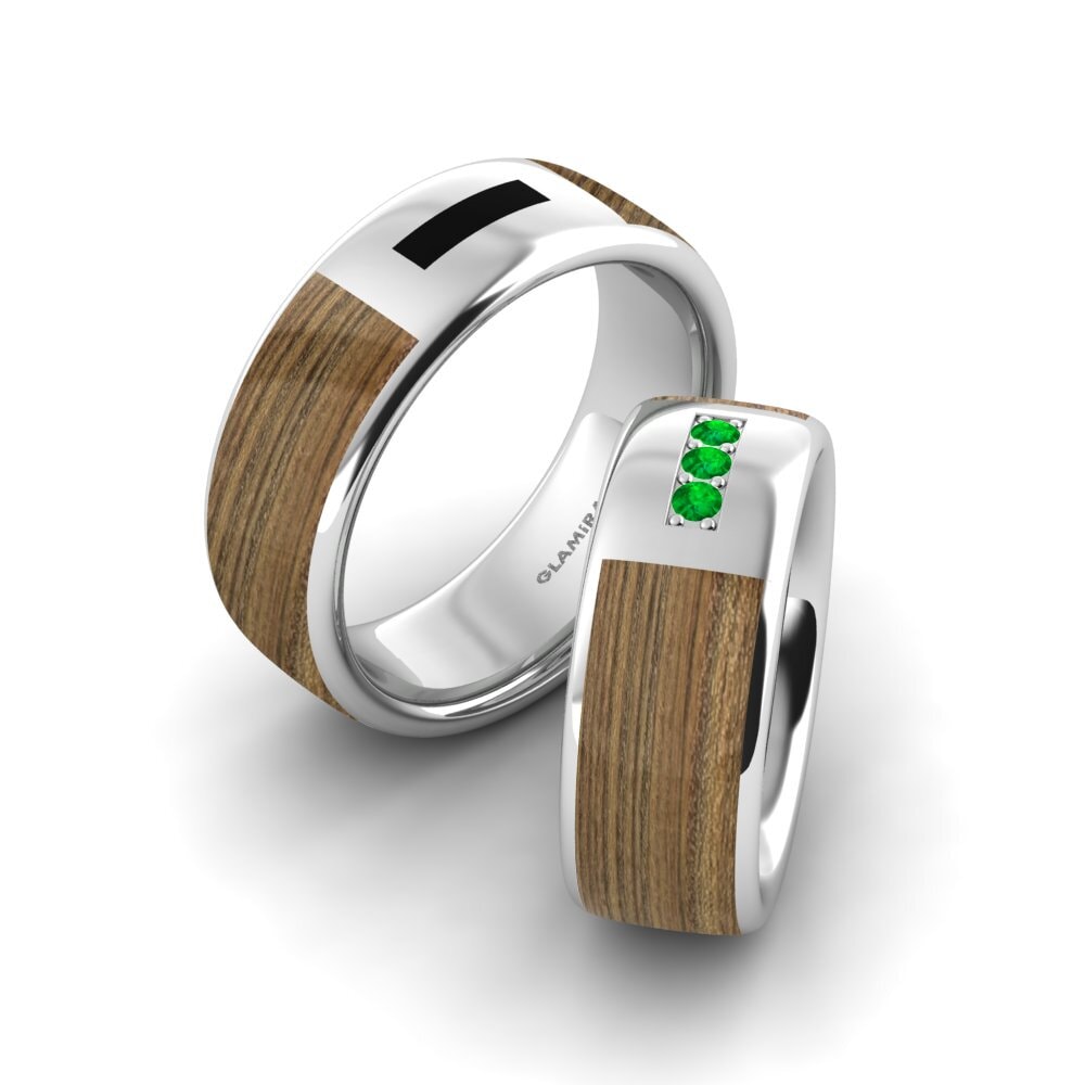 18ct White Gold Emerald Wedding Ring Pretty Wequ 8.0 mm