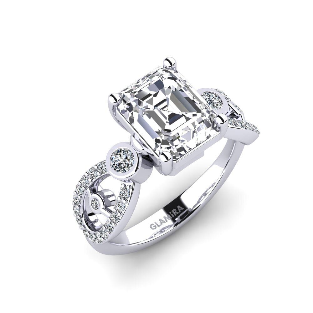 Lab Grown Diamond Engagement Ring Fakisha - Emerald