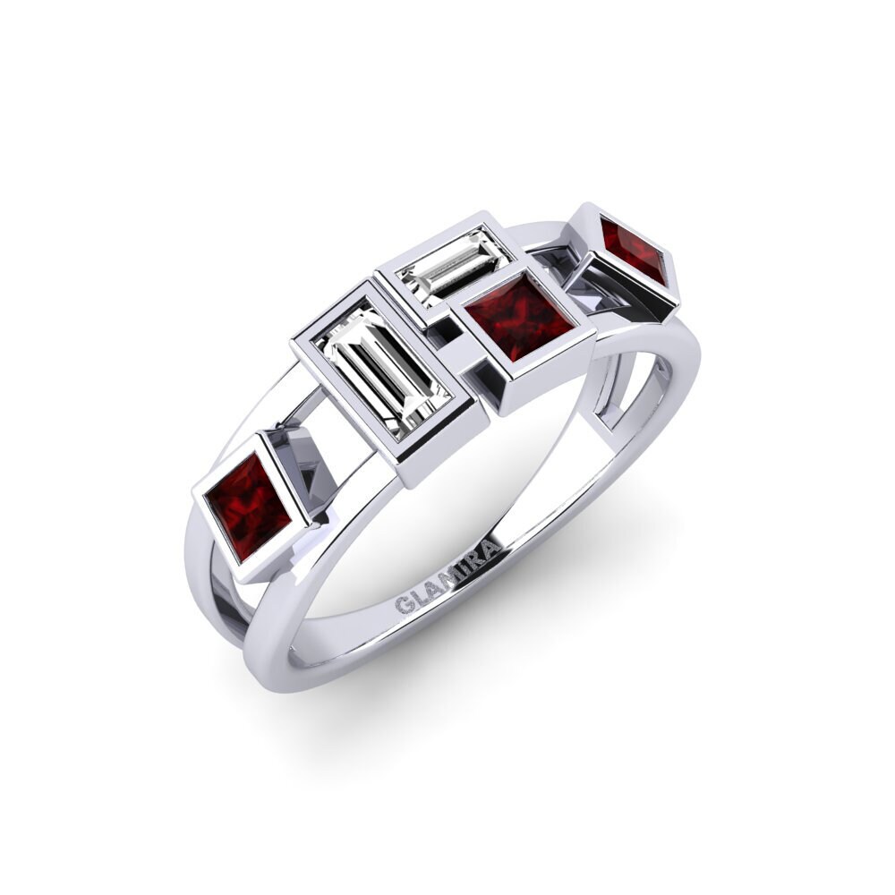 950 Platinum Garnet Ring Mzimba