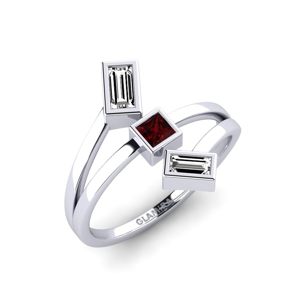 950 Platinum Garnet Ring Opuwo
