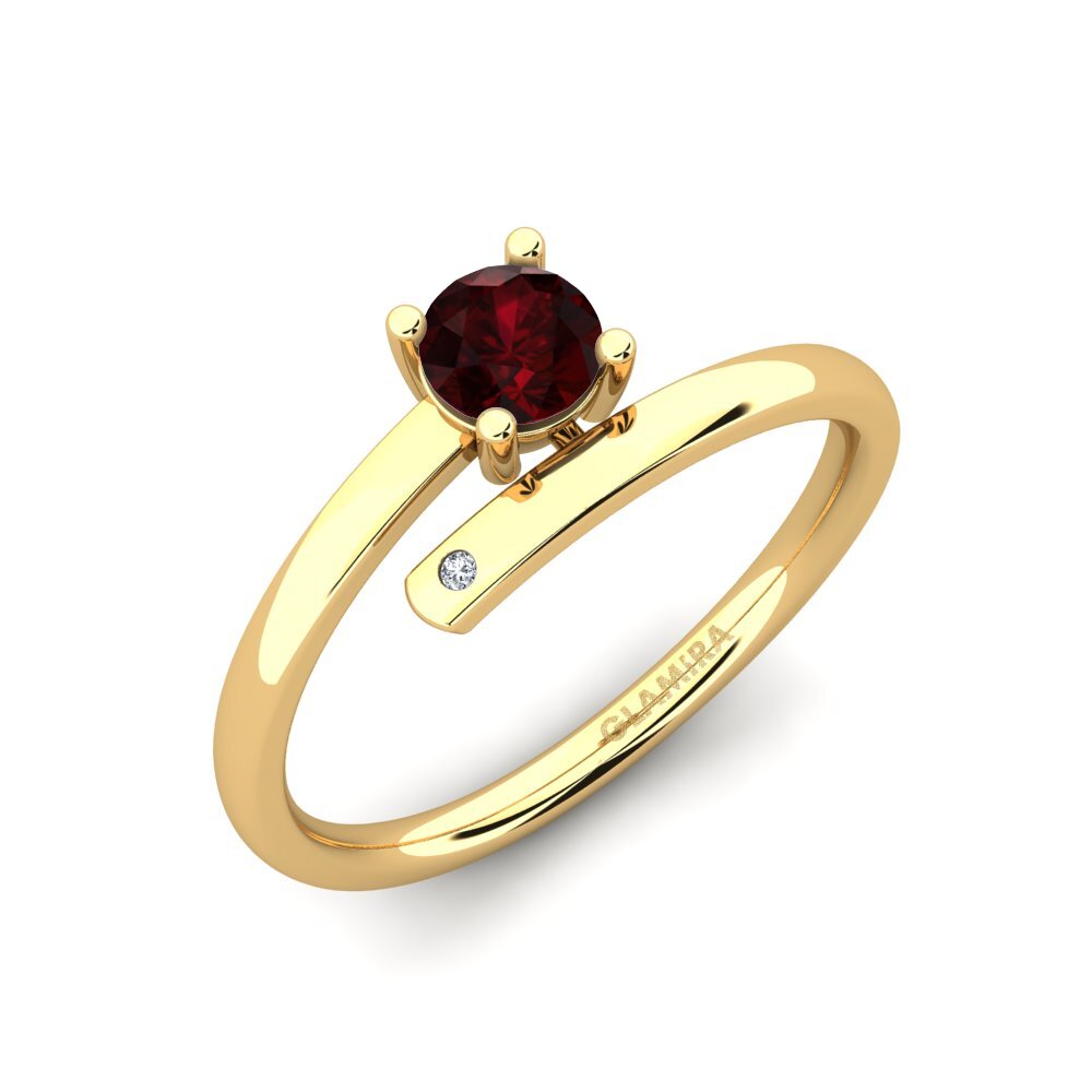 14ct Yellow Gold Garnet Engagement Ring Merrita