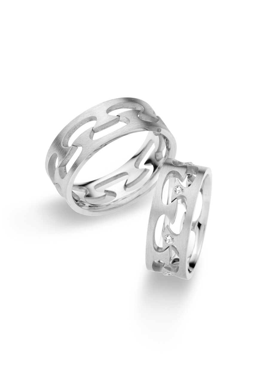 9k White Gold Wedding Ring Charming Dream