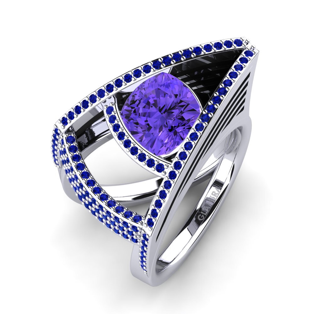 14ct White Gold Cushion Ring Csenge