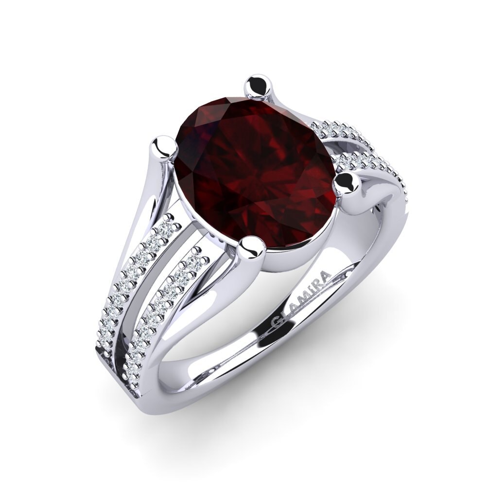 Garnet Engagement Ring Luzinha