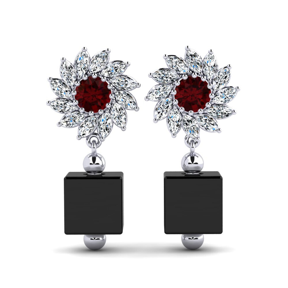 18ct White Gold Garnet Women's Earring Winship