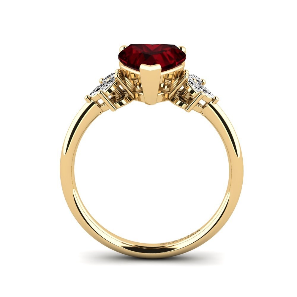 Garnet Engagement Ring Spenni