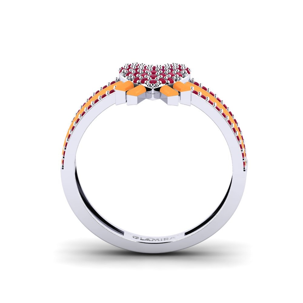 Ruby Ring Kraftvoll
