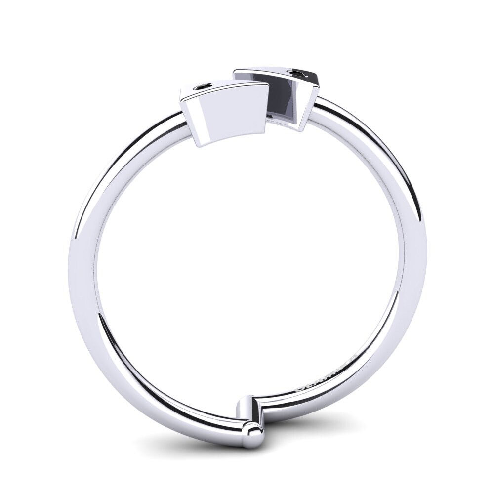 Black Sapphire Knuckle Ring Celandia