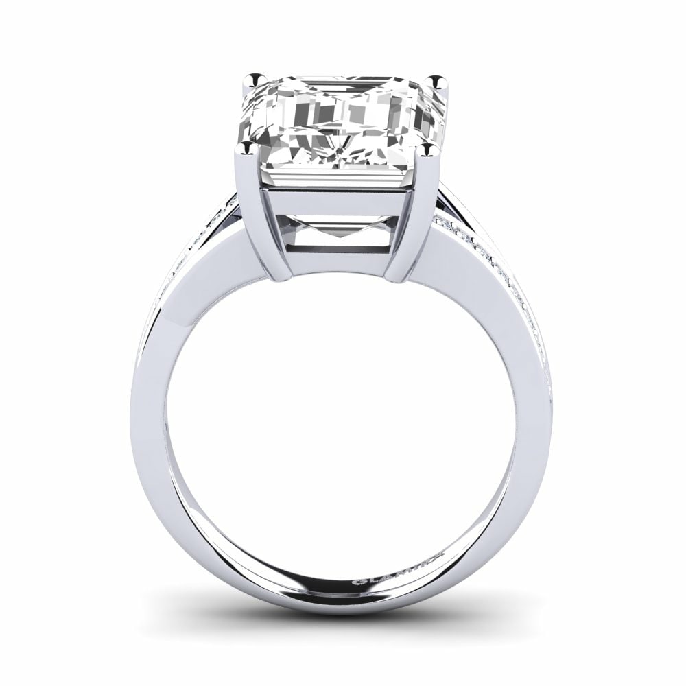 Emerald Cut Ring Carilene