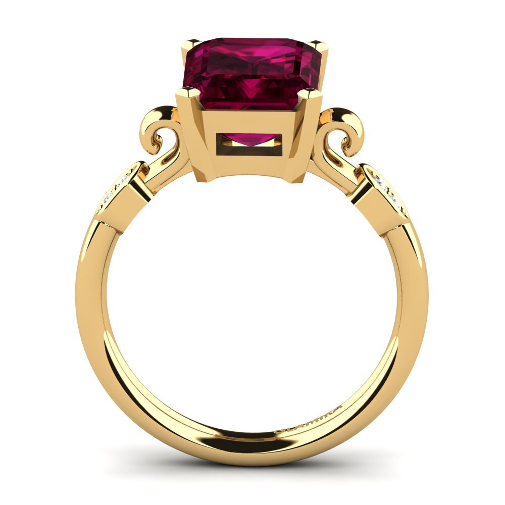 9ct Yellow Gold Engagement Ring Mathina