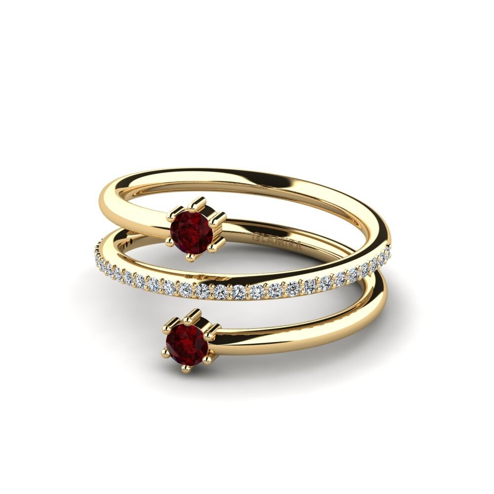 Garnet Ring Outih