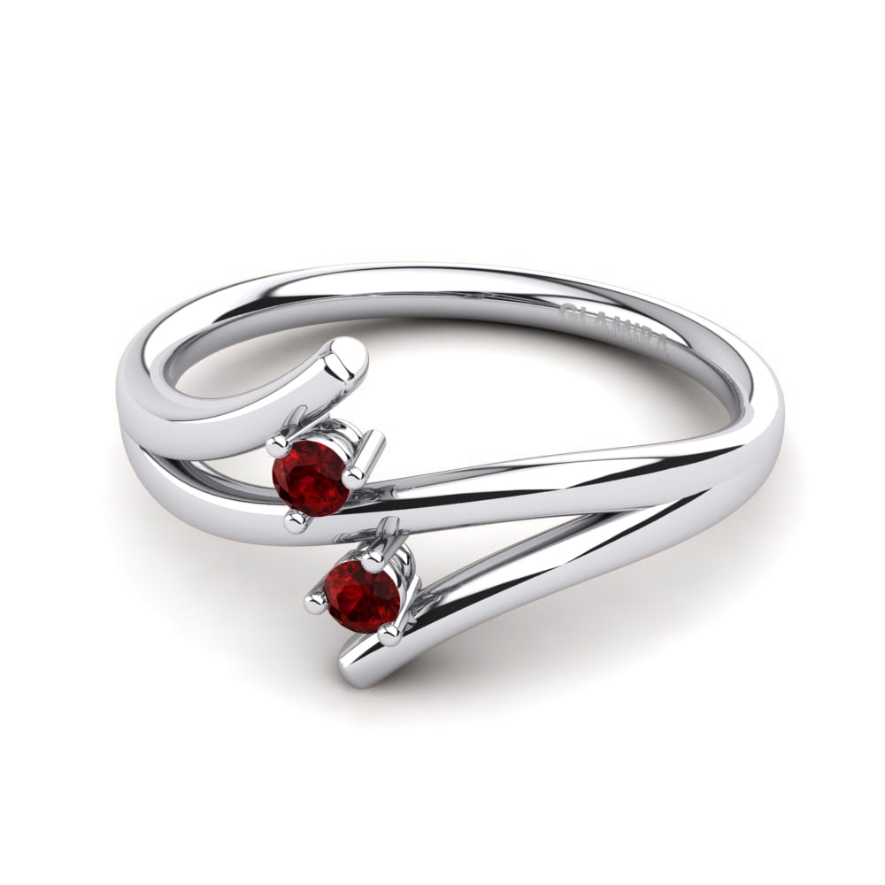 Red Zirconia Ring Estrella