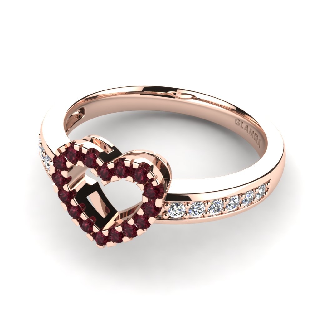 Garnet Ring Mia