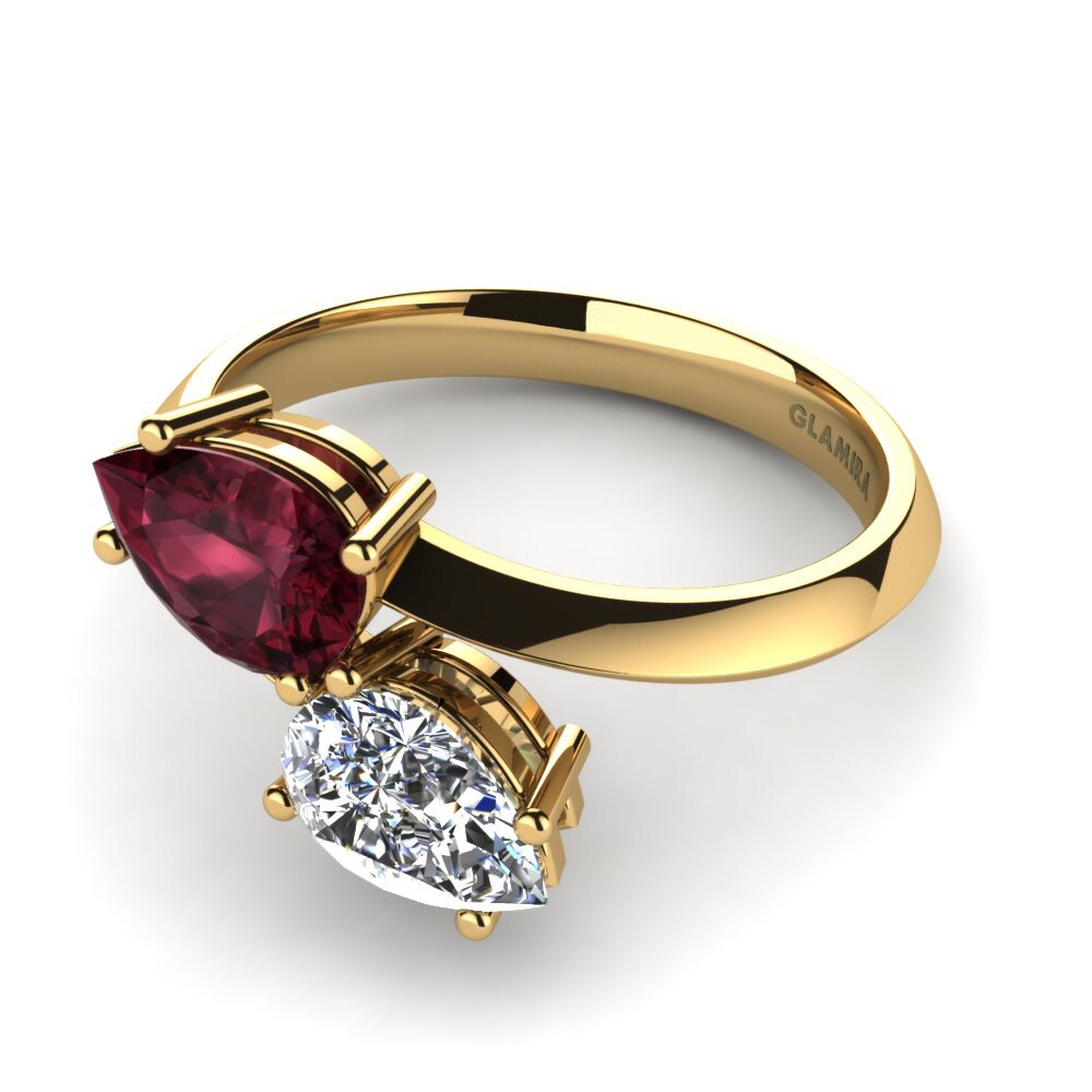 Garnet Engagement Ring Hera
