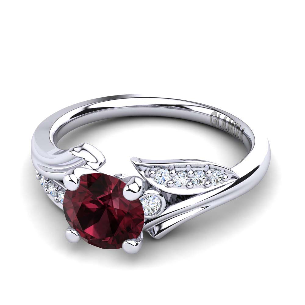 Garnet Engagement Ring Agnella 0.8 crt