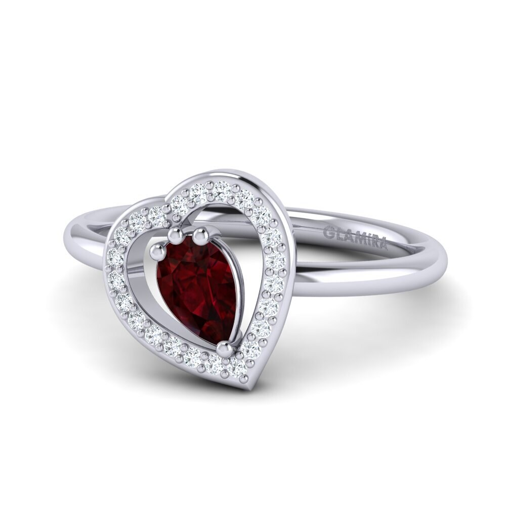 Garnet Ring Astrid