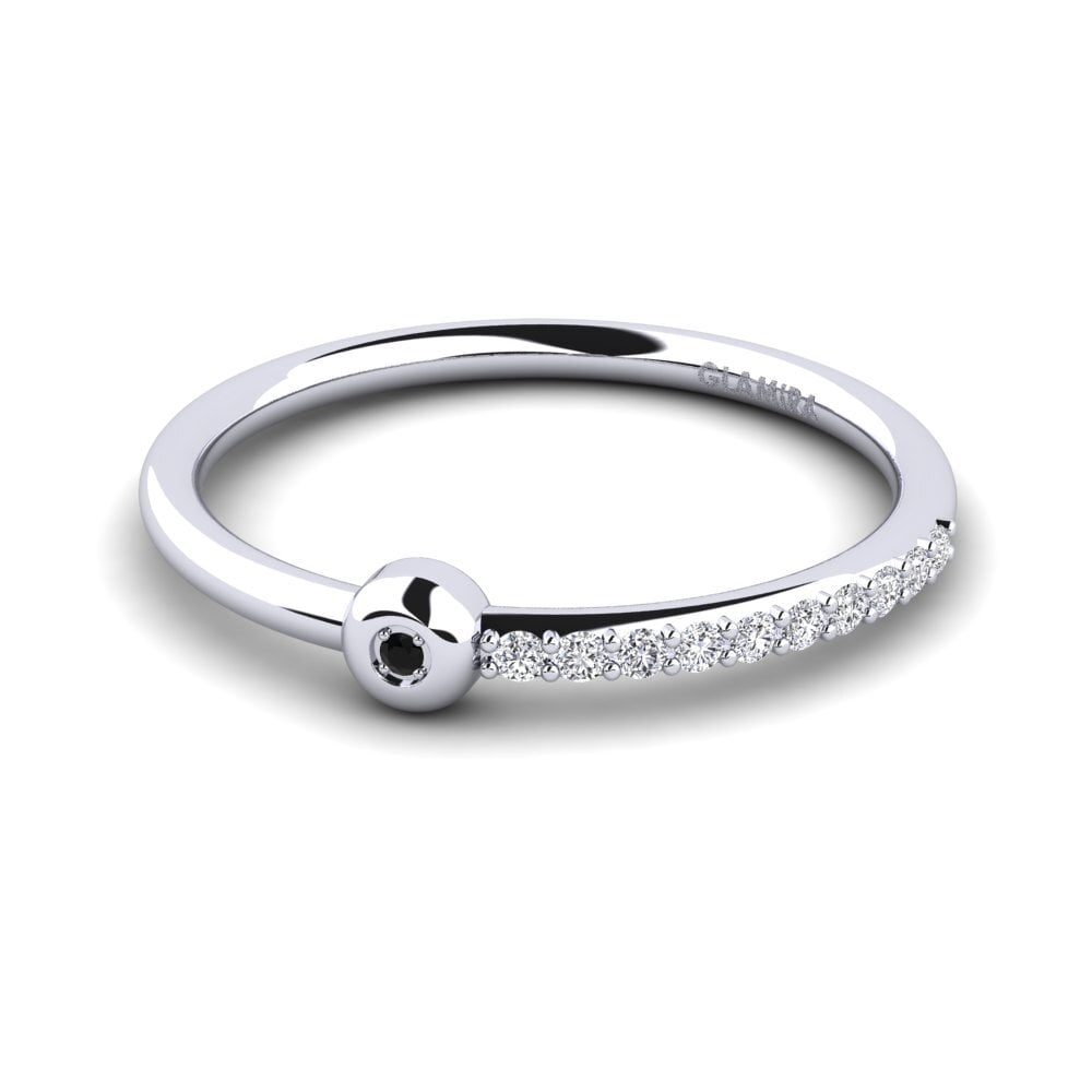 Black Onyx Women's Ring Brutna