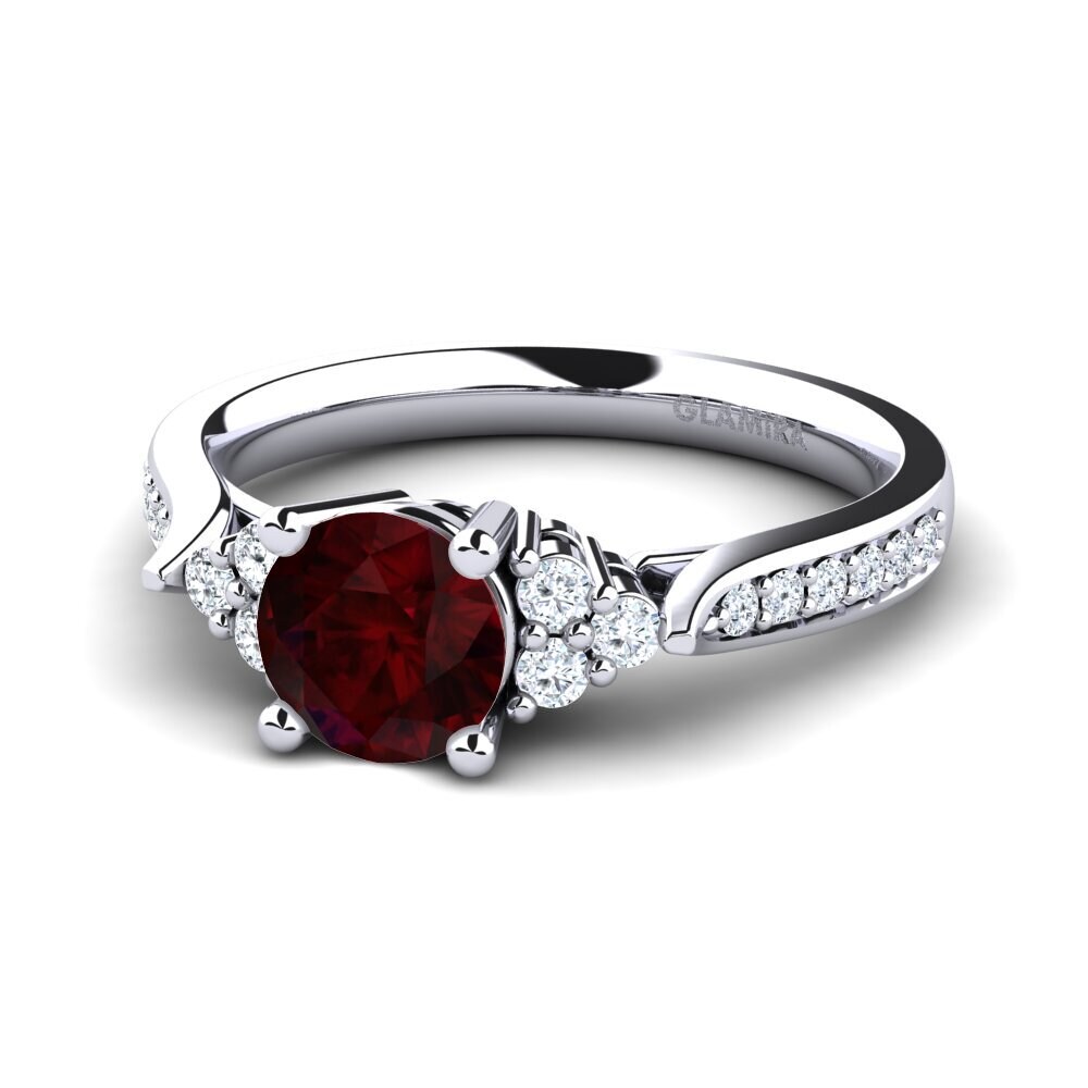 Garnet Engagement Ring Cassidy 0.8 crt
