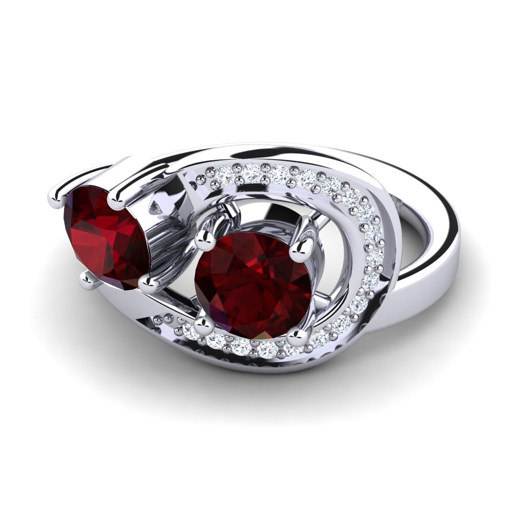 Garnet Ring Corissa