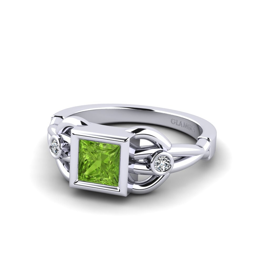 Peridot Women's Ring Lramel