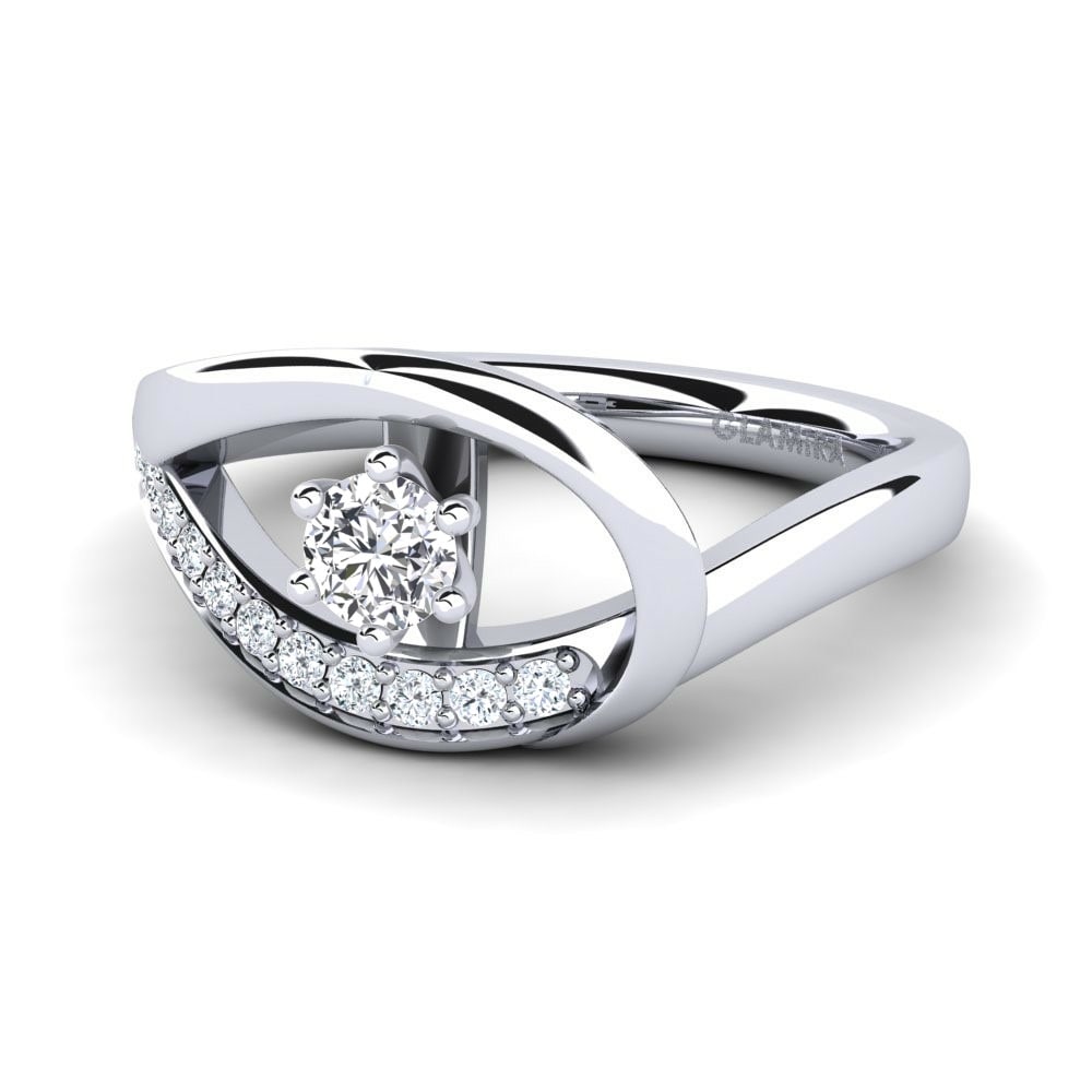 950 Platinum Engagement Ring Madely 0.16 crt