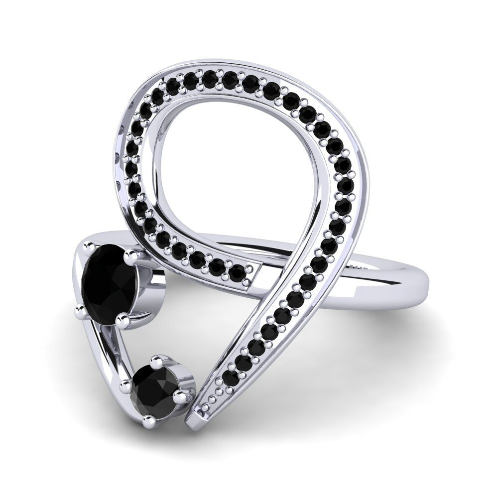 Black Onyx Ring Sempronia