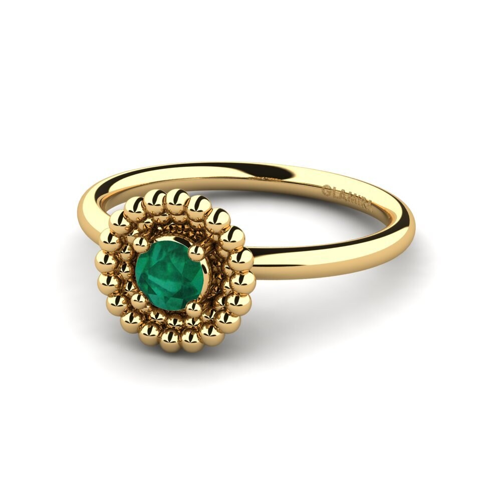 Emerald Engagement Ring Spiel