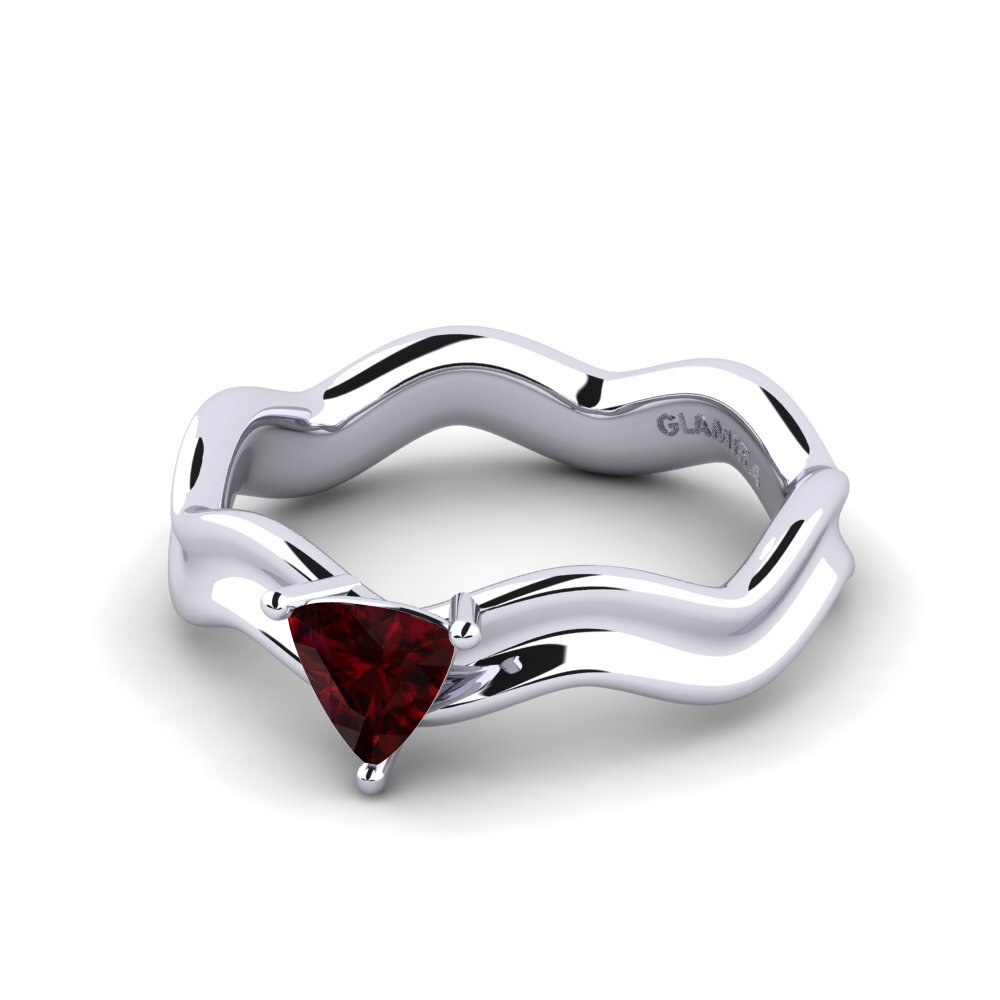 Trillion Garnet Engagement Ring Gungtes - Trillion
